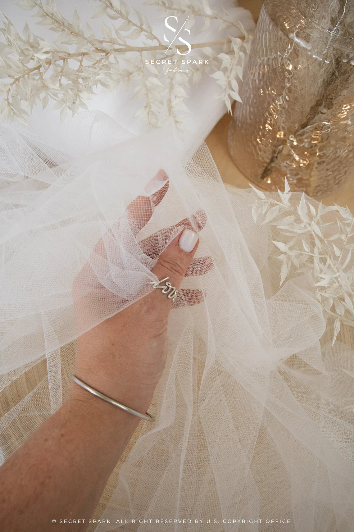 Buy White Bridal Tulle | 108 display picture 1