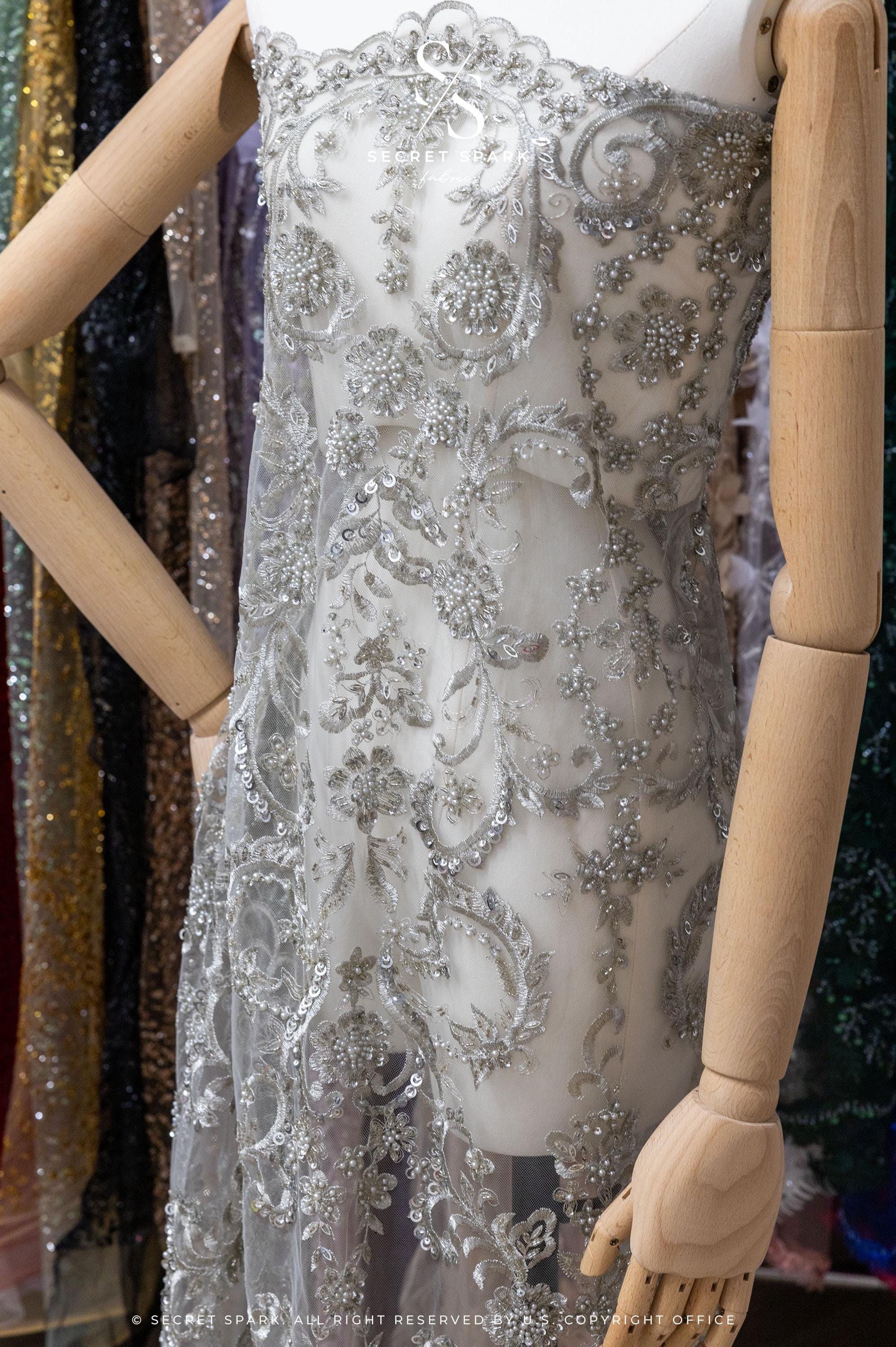Royal Garden - Light Gray Baroque Floral Lace - Photo 4
