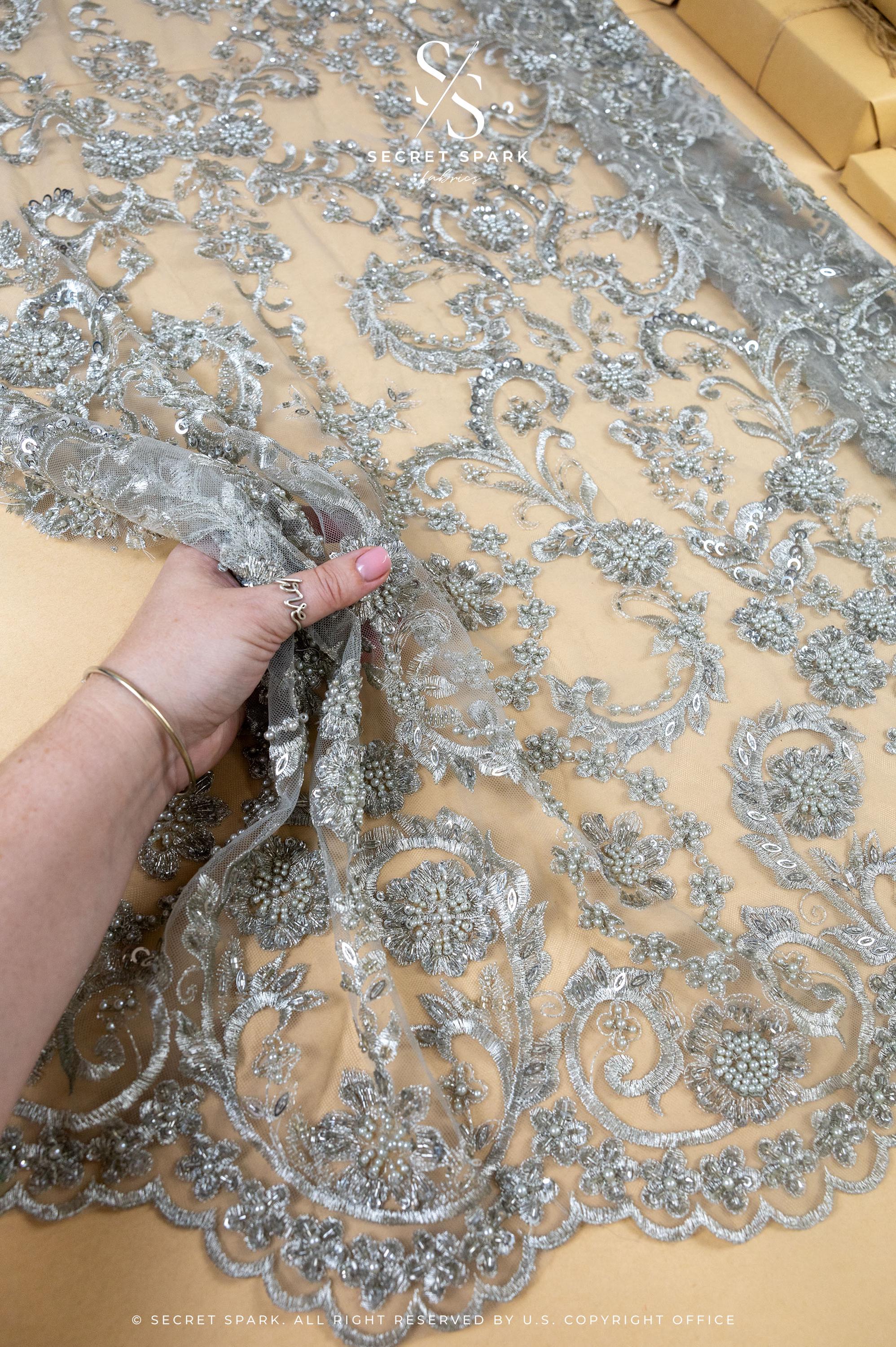 Royal Garden - Light Gray Baroque Floral Lace - Photo 2