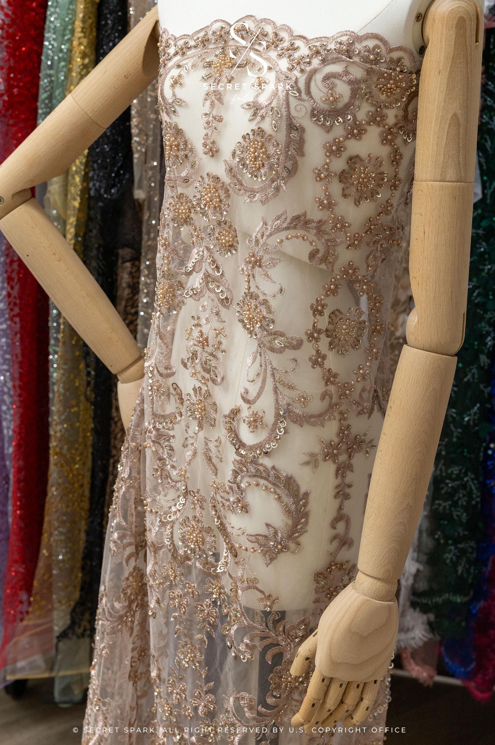 Royal Garden - Pale Taupe Baroque Floral Lace - Photo 4