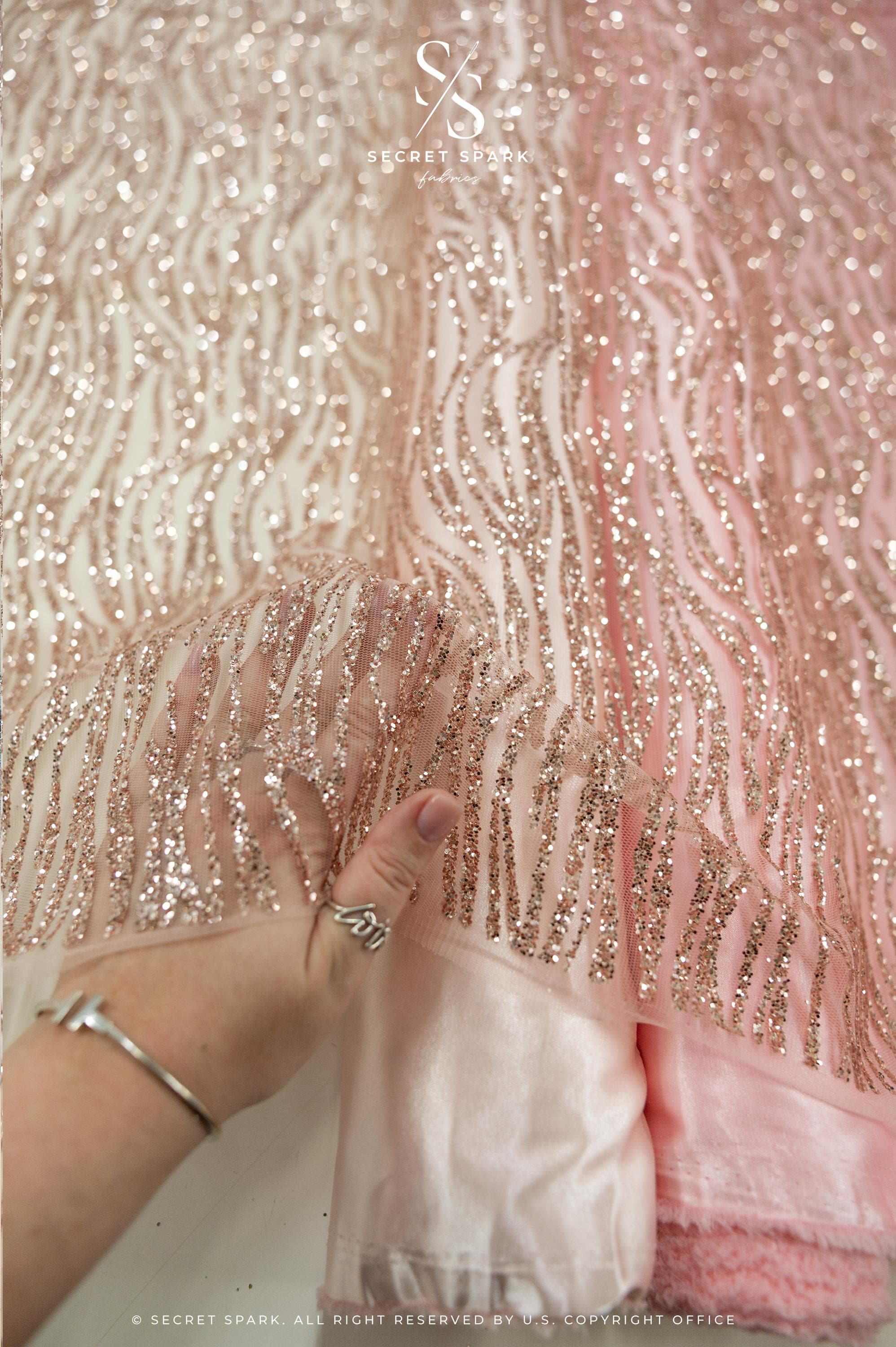 Waves Glitter Light Blush - Image 1